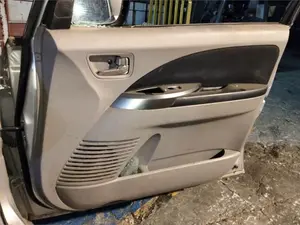 Foto de GUARNECIDO PUERTA DELANTERA DERECHA MITSUBISHI GRANDIS (NA0W)
