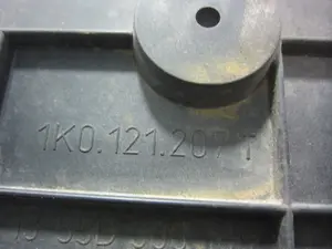 Foto de ELECTROVENTILADOR AUDI A3 SPORTBACK (8PA) 1.9 TDI (105 CV / 77 KW) referencia 1K0121207T foto 3