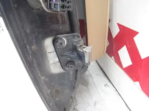 Foto de PUERTA DELANTERA DERECHA VOLKSWAGEN PASSAT BERLINA (3C2) 2.0 TDI (140 CV / 103 KW) foto 3