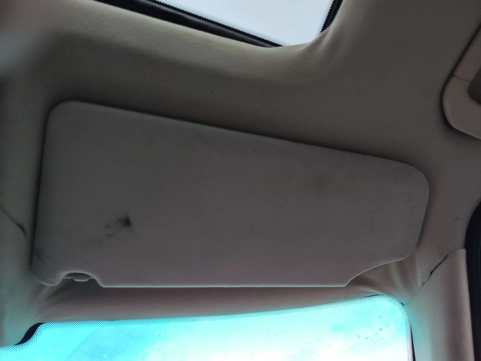 Foto de PARASOL IZQUIERDO LAND ROVER RANGE ROVER (LM) 4.4 V8 CAT (306 CV / 225 KW)