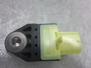 Foto de SENSOR LEXUS RX (GGL1/GYL1) 3.5 V6 24V CAT (249 CV / 183 KW) referencia 8983175020 foto 4