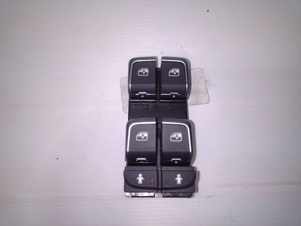Foto de MANDO ELEVALUNAS DELANTERO IZQUIERDO AUDI A3 SEDÁN (8VM) 2.0 16V TDI (150 CV / 110 KW) referencia 8V0959851L