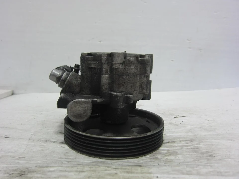 Foto de BOMBA DIRECCION CITROEN C5 BERLINA referencia 7617955502