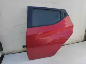 Foto de PUERTA TRASERA IZQUIERDA NISSAN MICRA (K14) 0.9 CAT (90 CV / 66 KW) foto 1
