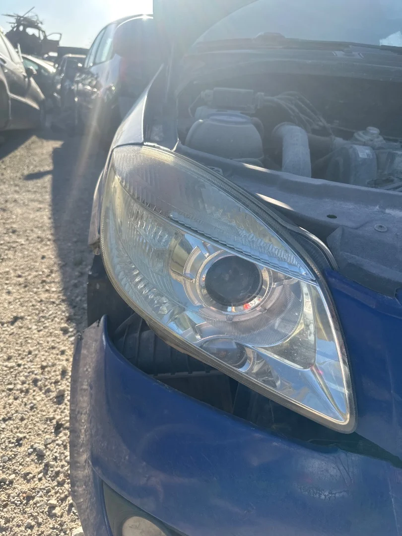 Foto de FARO DERECHO SKODA FABIA COMBI (5J5) 1.4 TDI (80 CV / 59 KW) referencia 5J1941018