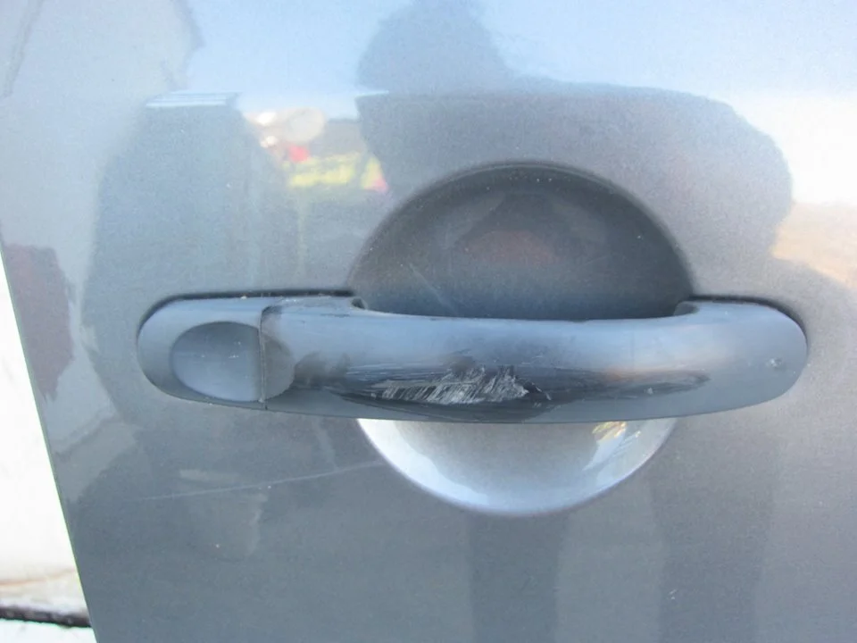 Foto de MANETA EXTERIOR DELANTERA DERECHA VOLKSWAGEN TOURAN (1T3) 1.6 TDI DPF (105 CV / 77 KW)