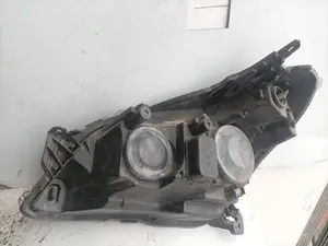 Foto de FARO DERECHO OPEL ASTRA H BERLINA referencia 084421140 foto 2