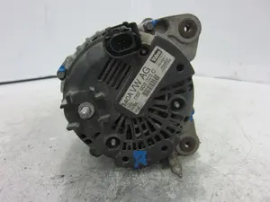 Foto de ALTERNADOR SEAT ALTEA XL (5P5) 1.9 TDI (105 CV / 77 KW) referencia 06F903023C foto 3