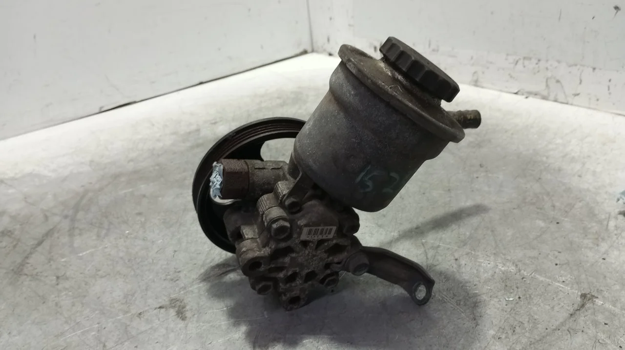 Foto de BOMBA DIRECCION TOYOTA YARIS (NCP1/NLP1/SCP1) referencia 4431052010