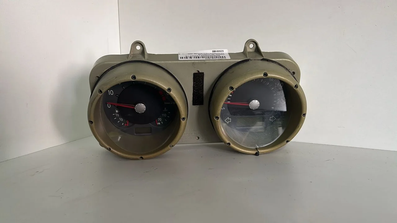 Foto de CUADRO INSTRUMENTOS VOLKSWAGEN POLO III BERLINA (6N2) referencia 5220301800