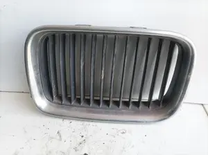 Foto de REJILLA DELANTERA BMW SERIE 3 BERLINA (E36) referencia 51138122237