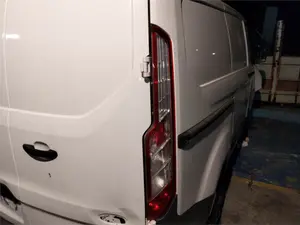 Foto de PILOTO TRASERO DERECHO FORD TRANSIT CUSTOM FURGÓN (TTF)