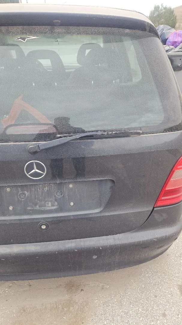 Foto de BRAZO LIMPIA TRASERO MERCEDES-BENZ CLASE A (BM 168) 1.6 CAT (102 CV / 75 KW)