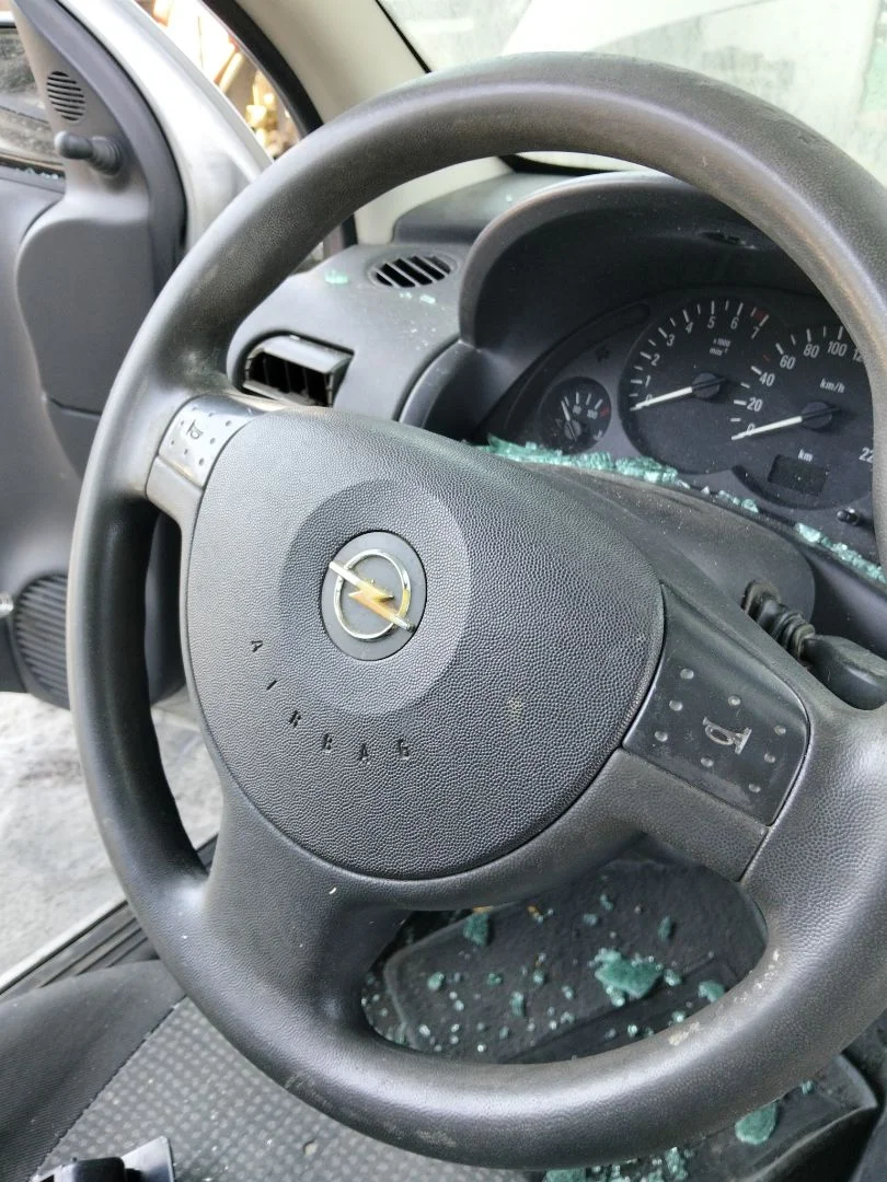 Foto de AIRBAG DELANTERO IZQUIERDO OPEL CORSA C 1.2 16V CAT (Z 12 XE / LW4) (75 CV / 55 KW)
