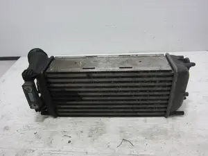 Foto de INTERCOOLER CITROEN GRAND C4 PICASSO 1.6 16V HDi FAP (109 CV / 80 KW) referencia 9656503980 foto 4