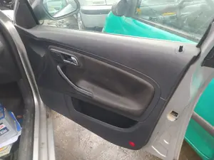 Foto de RETENEDOR PUERTA SEAT CORDOBA BERLINA (6L2) 1.4 16V (101 CV / 74 KW)