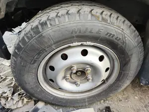 Foto de LLANTA NISSAN INTERSTAR (X70) 2.5 dCi Diesel CAT (114 CV / 84 KW)