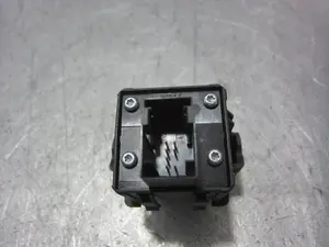 Foto de FRENO DE MANO ELECTRICO BMW SERIE 7 (E65/E66) 3.0 Turbodiesel CAT (218 CV / 160 KW) referencia 965519227703 foto 4