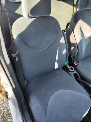 Foto de ASIENTO DELANTERO DERECHO CITROEN C3 1.4 (73 CV / 54 KW) foto 2