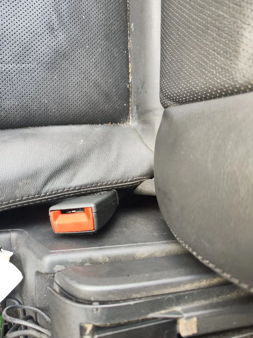 Foto de PRETENSOR AIRBAG DERECHO OPEL VECTRA C BERLINA 2.2 16V DTI CAT (Y 22 DTR / L50) (125 CV / 92 KW)