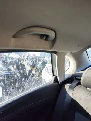Foto de ASIDERO TECHO TRASERO DERECHO SEAT CORDOBA BERLINA (6L2) 1.4 16V (75 CV / 55 KW) referencia 6L0857607G FKZ foto 5