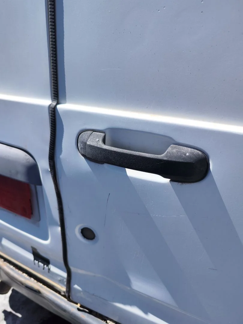 Foto de CERRADURA MALETERO / PORTON FORD TRANSIT CONNECT (TC7) 1.8 TDCi CAT (90 CV / 66 KW)