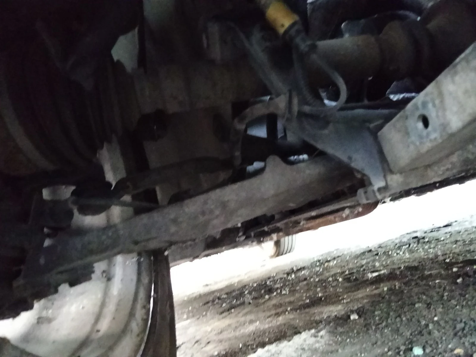 Foto de BARRA ESTABILIZADORA DELANTERA RENAULT LAGUNA II (BG0) 1.9 dCi Diesel CAT (101 CV / 74 KW) referencia 8200616476