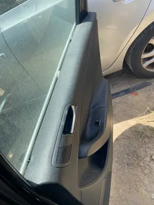 Foto de MANDO ELEVALUNAS TRASERO DERECHO VOLKSWAGEN PASSAT VARIANT (3C5) 2.0 TDI DPF (170 CV / 125 KW)