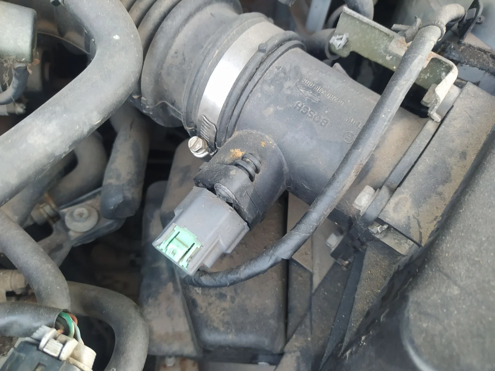 Foto de CAUDALIMETRO NISSAN ALMERA TINO (V10M) 2.2 dCi Diesel CAT (112 CV / 82 KW)
