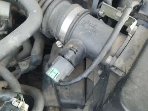 Foto de CAUDALIMETRO NISSAN ALMERA TINO (V10M) 2.2 dCi Diesel CAT (112 CV / 82 KW)