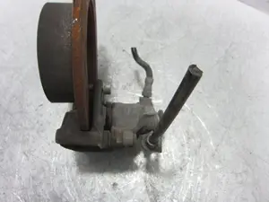Foto de PINZA DE FRENO TRASERA DERECHA AUDI A4 BERLINA (8E) 2.0 TDI (140 CV / 103 KW) referencia 8E0615424G foto 3