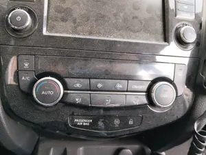 Foto de MANDO CALEFACCION / AIRE ACONDICIONADO NISSAN QASHQAI (J11E) 1.2 16V CAT (116 CV / 85 KW)