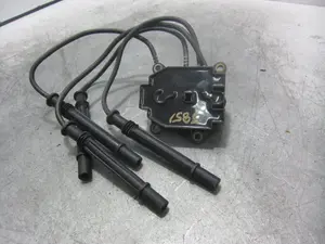 Foto de BOBINA ENCENDIDO RENAULT CLIO III 1.2 (75 CV / 55 KW) referencia 77040001 foto 3