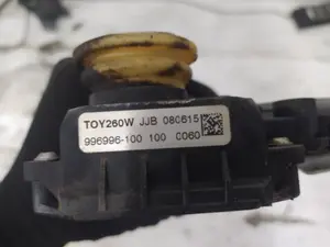 Foto de ELEVALUNAS TRASERO DERECHO TOYOTA COROLLA VERSO (R1) 2.2 Turbodiesel CAT (136 CV / 100 KW) referencia 997250104 foto 2