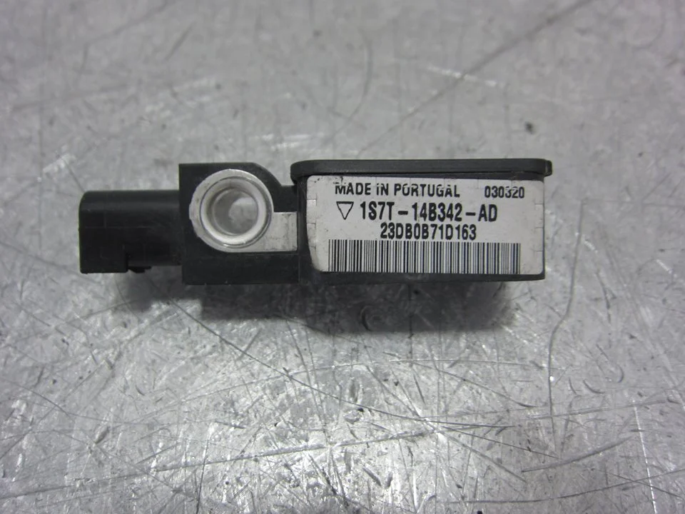 Foto de SENSOR DE IMPACTO FORD MONDEO BERLINA (GE) 3.0 V6 24V CAT (226 CV / 166 KW) referencia 1S7T14B342AD