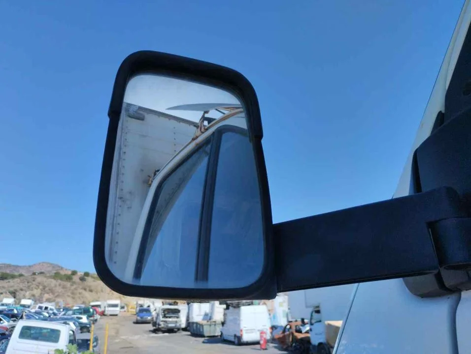 Foto de RETROVISOR IZQUIERDO FORD TRANSIT FURGÓN (CY/DY)(1986) 2.5 Diesel (80 CV / 59 KW) referencia 011207