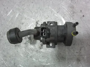 Foto de VALVULA AIRE ADICIONAL OPEL ASTRA G BERLINA 2.0 DTI (101 CV / 74 KW) referencia 4522371 foto 3
