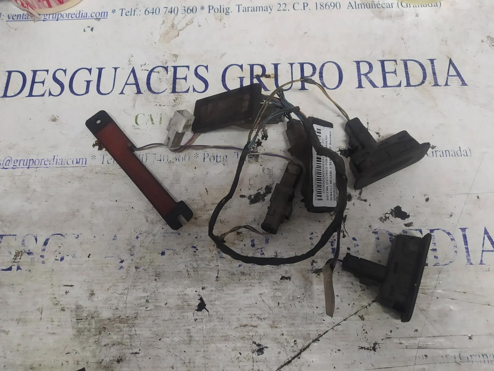 Foto de NO IDENTIFICADO RENAULT MEGANE II BERLINA 5P 1.9 dCi Diesel FAP CAT (110 CV / 81 KW) referencia 8200304492
