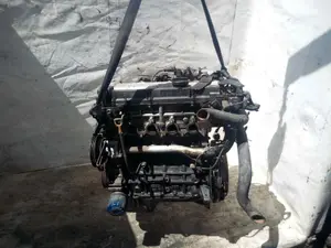 Foto de MOTOR COMPLETO HYUNDAI MATRIX (FC) referencia G4BD foto 5