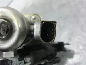 Foto de DEPRESOR FRENO / BOMBA VACIO AUDI A4 BERLINA (8K2) referencia 06K145100 foto 3