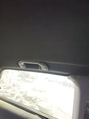 Foto de ASIDERO TECHO TRASERO IZQUIERDO AUDI A3 (8L) 1.9 TDI (110 CV / 81 KW) referencia 8L3857607A FKZ