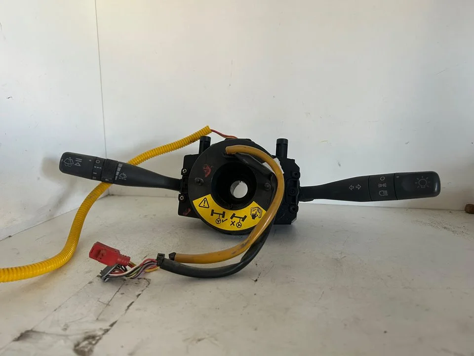 Foto de MANDO MULTIFUNCION ABARTH PUNTO (188) referencia 96664