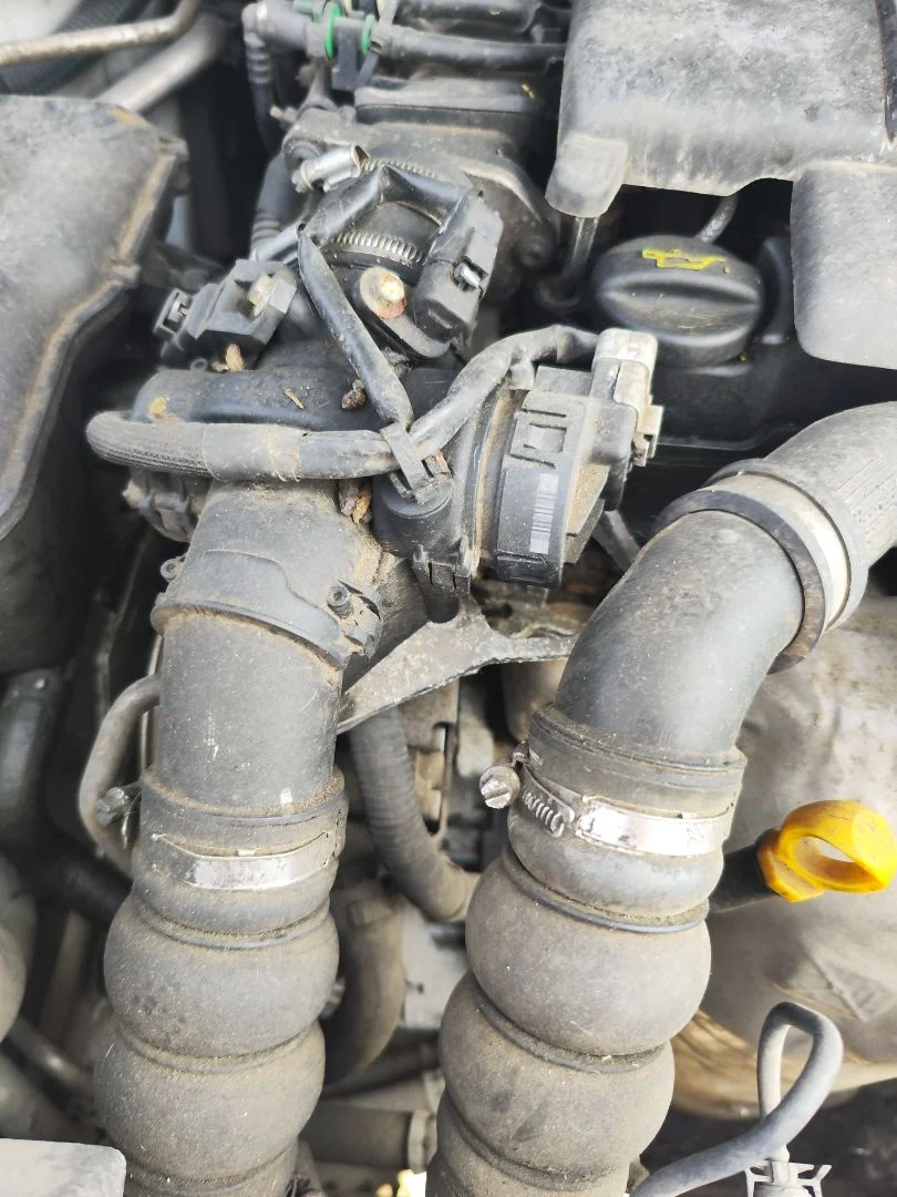 Foto de COMPRESOR AIRE ACONDICIONADO CITROEN BERLINGO FURGÓN 1.6 16V HDi FAP (90 CV / 66 KW)