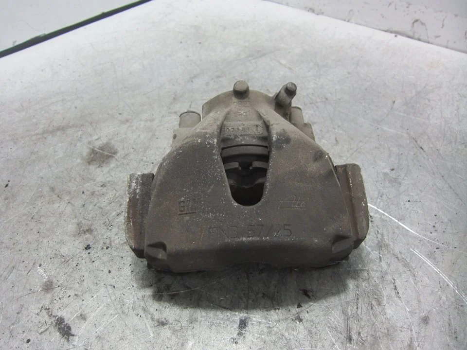Foto de PINZA DE FRENO DELANTERA IZQUIERDA OPEL ASTRA H BERLINA 1.7 16V CDTI (101 CV / 74 KW) referencia 93176426