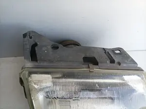 Foto de FARO DERECHO CITROEN SAXO referencia 88201761 foto 3