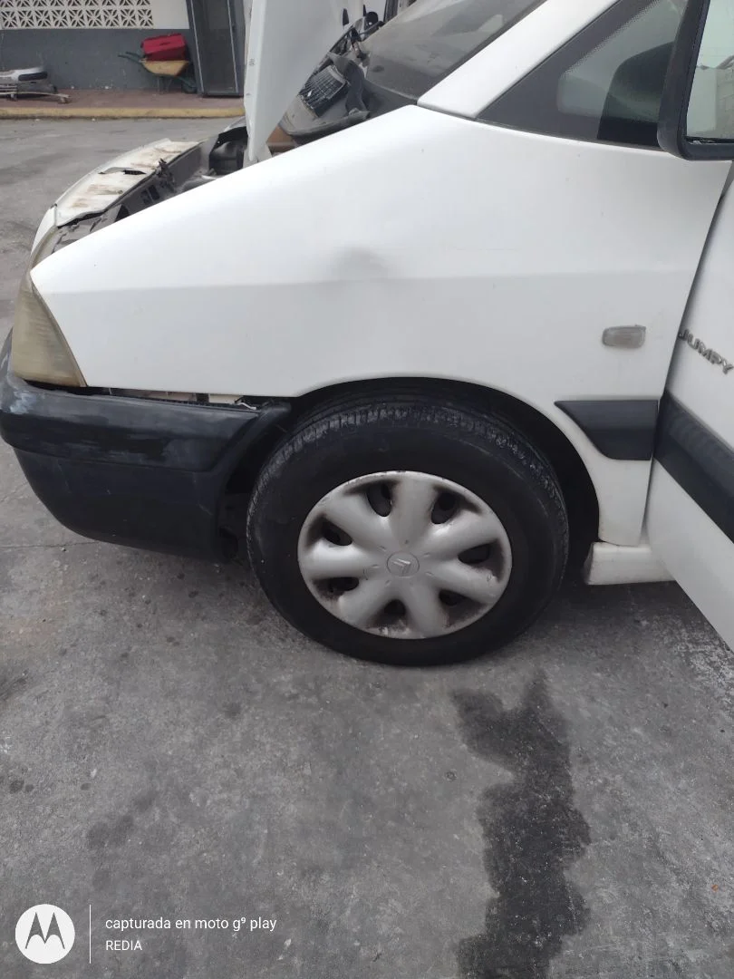 Foto de ALETA DELANTERA IZQUIERDA CITROEN JUMPY 2.0 HDi CAT (RHX / DW10BTED) (94 CV / 69 KW)