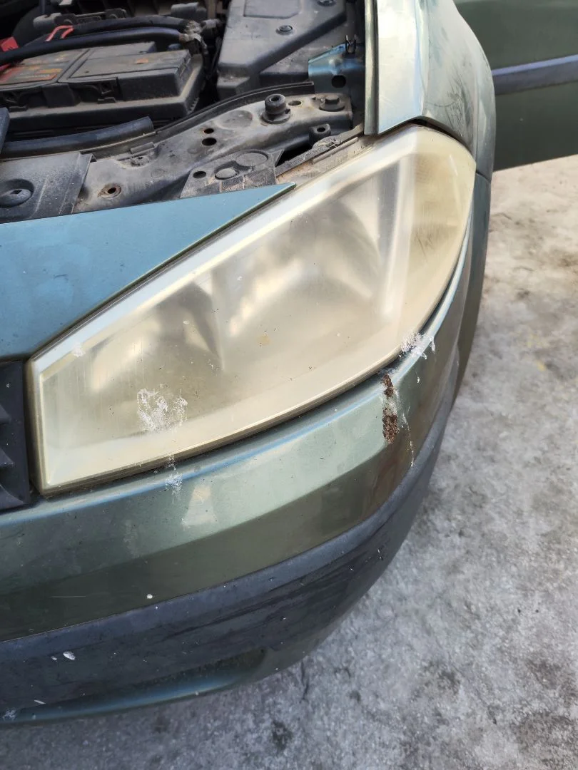 Foto de FARO IZQUIERDO RENAULT MEGANE II BERLINA 5P 1.9 dCi Diesel (120 CV / 88 KW) referencia 260604235R