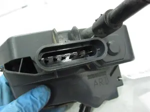 Foto de CERRADURA PUERTA TRASERA DERECHA RENAULT ESPACE IV (JK0) 2.0 16V Turbo (170 CV / 125 KW) referencia 2196C2 foto 4