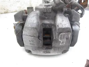 Foto de PINZA DE FRENO DELANTERA IZQUIERDA CITROEN C5 AIRCROSS 1.2 12V e-THP / PureTech (131 CV / 96 KW) referencia 78TFP80025116 foto 3