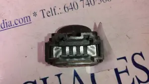 Foto de NO IDENTIFICADO VOLKSWAGEN PASSAT VARIANT (3B5) referencia 3B1959565B foto 2
